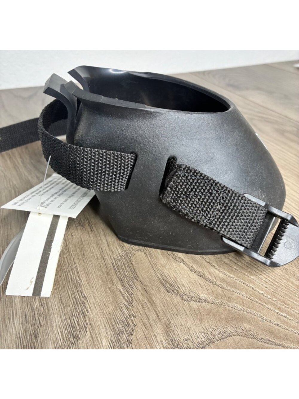 Davis Barrier Boot For Hoof Protection Made In USA Size 1 With Adjustable Strap - Picture 2 of 7